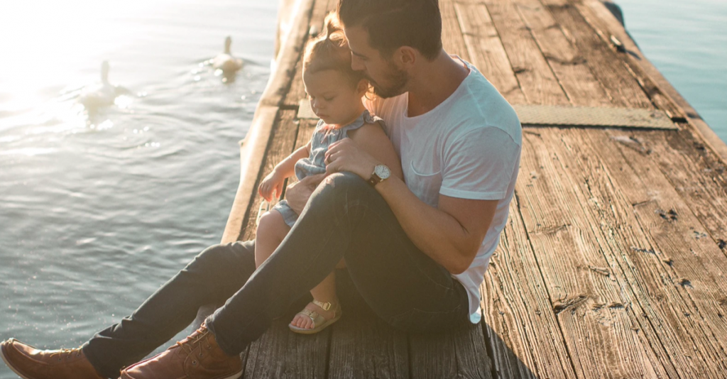 TIPS TO BE A FASHIONABLE YOUNG DAD